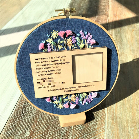 Hand Embroidery Wall Hang + Photo Holder